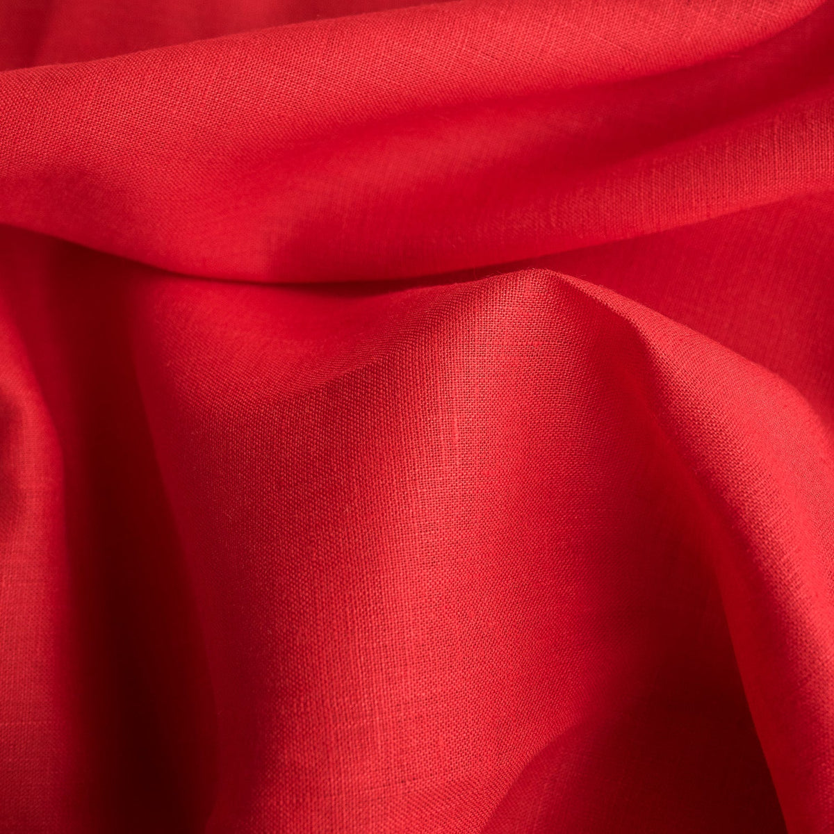 buy-scarlet-100-linen-fabric-de-linum